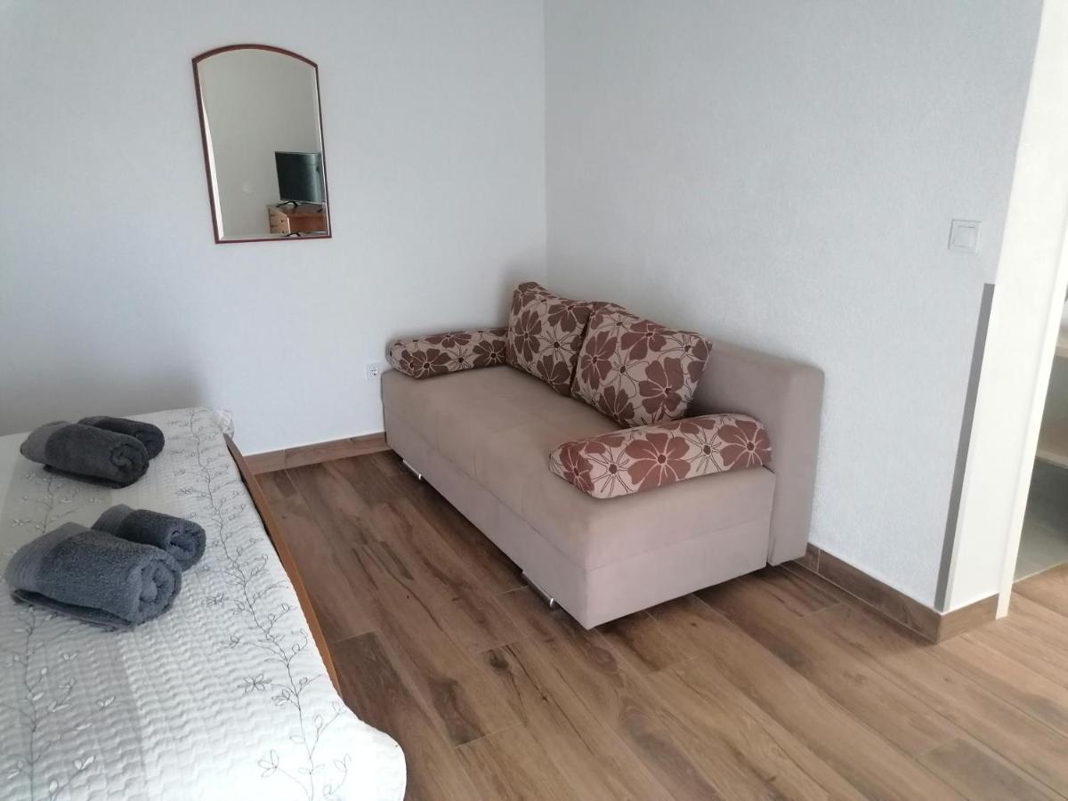 Lino Apartments Ровінь Екстер'єр фото